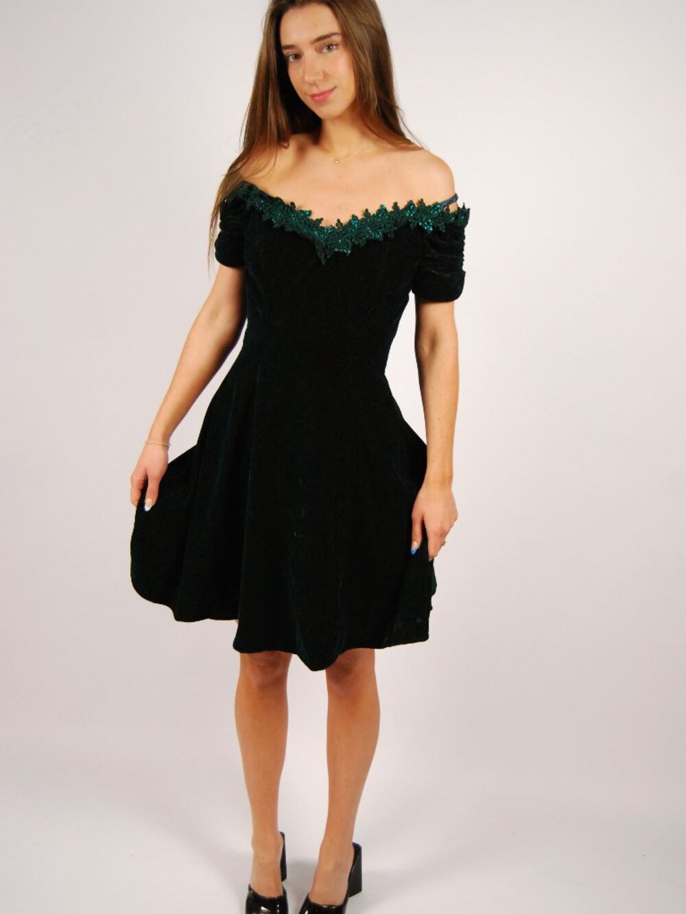 80s Velvet Mini Gown (M) medium green vintage off shoulder cocktail festive glam